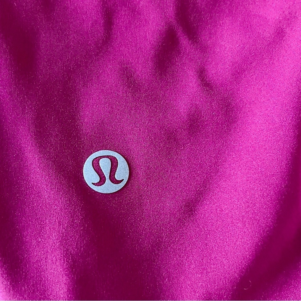 Lululemon‎ Base Pace High-Rise Short 8" in Wild Berry Women’s Size 4 EUC - Picture 8 of 9